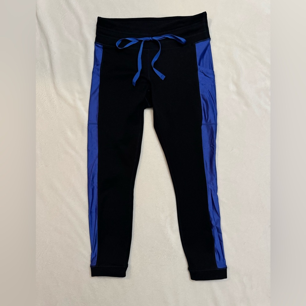 Define Mid-Rise 7/8 Legging